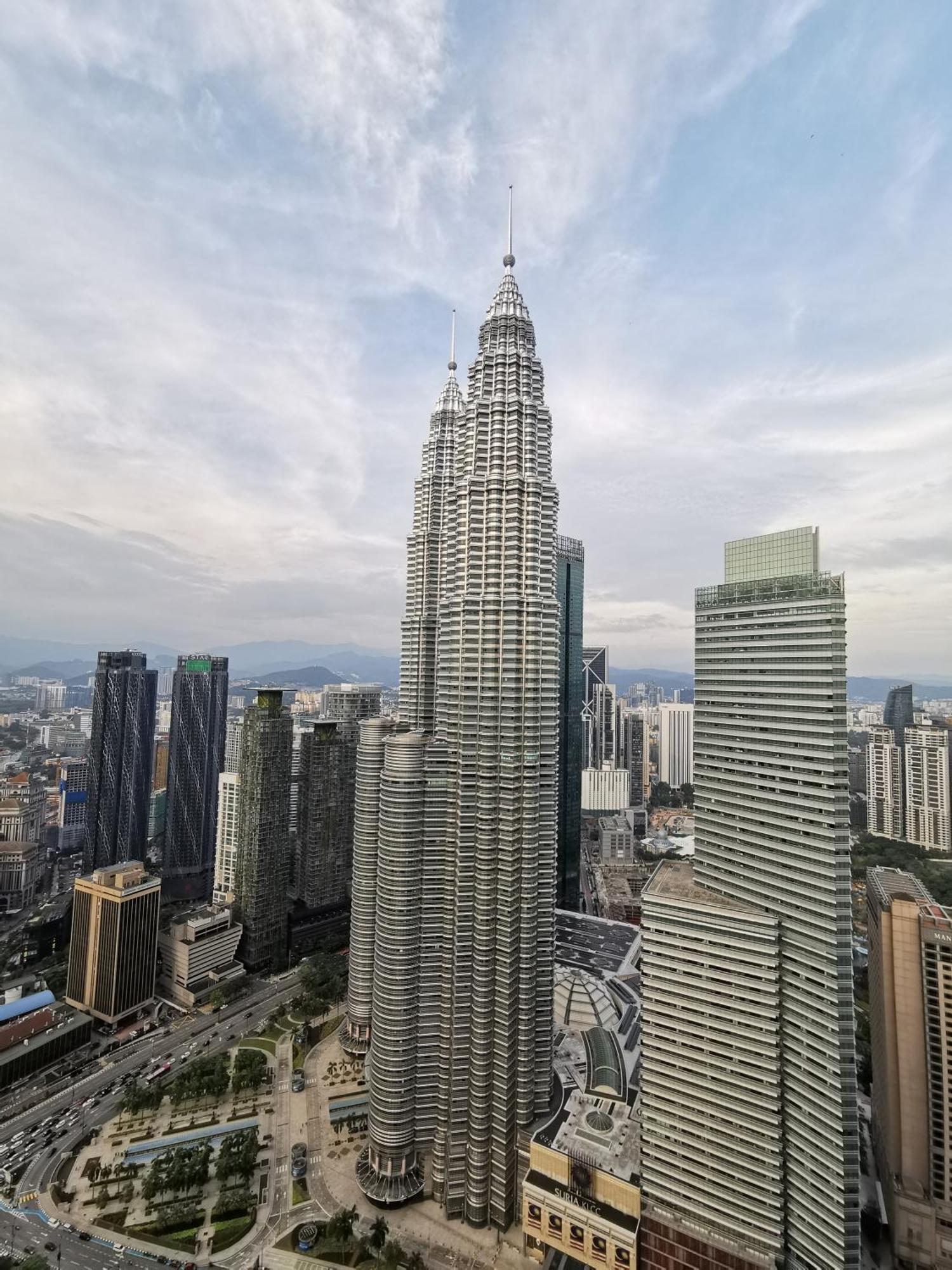 Sky Klcc By Deep Sleep *